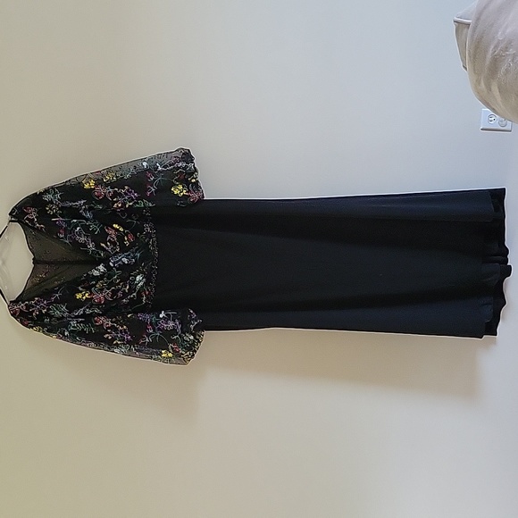 NWT Mac Duggal Embroidered Illusion Puff Sleeve Column Gown Floral 18 # 79379 - Picture 5 of 17